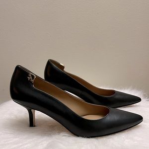 Tory Burch hells size 8.5